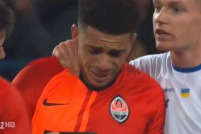Taison e Dentinho s�o v�timas de racismo no Campeonato Ucraniano