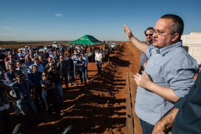Governador inaugura e lan�a obras em 12 munic�pios nesta semana