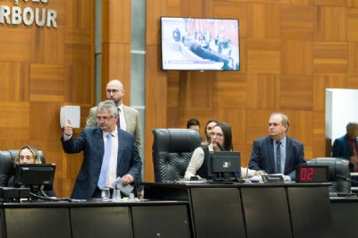 ​AL aprova projeto que pro�be a pesca por 5 anos