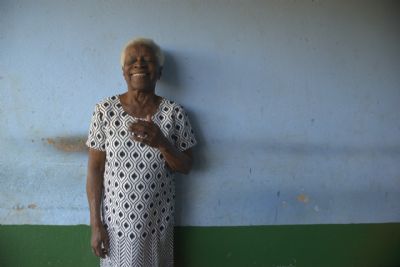 Centen�ria benzedeira de Chapada dos Guimar�es � eleita Mestra da Cultura
