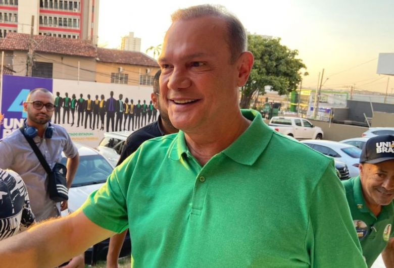 Rosana como suplente atende desejo de Bolsonaro, diz Wellington