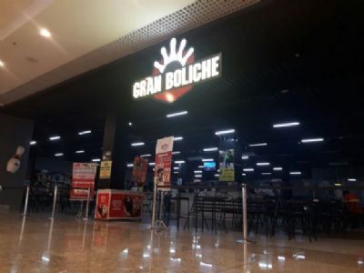 Ap�s 10 meses sem boliche na grande Cuiab�, novo espa�o resgata a pr�tica do esporte e lazer