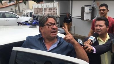 Juiz acata pedido e determina arquivamento de comiss�o que tentava cassar J�nio Calistro