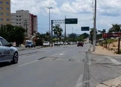Obra da Sinfra na Miguel Sutil irrita motoristas e Semob que diz n�o ter autorizado servi�o