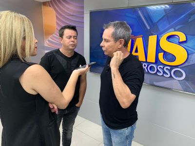 Dupla Ata�de e Alexandre fazem show com grandes sucessos na 10� Semana do Cavalo