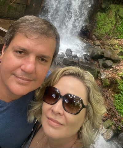 Dra. Lilian e Dr. Walter Betoni Jr., em momento relax