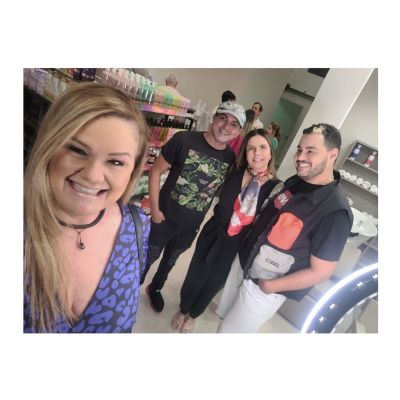 ​Foi super prestigiada a inaugura��o da loja Dal� Beleza!