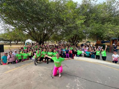 Michelly Alencar celebra sucesso do primeiro �Mulheres em A��o