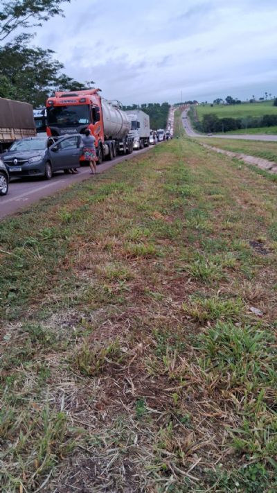 ​Acidente mata 3 pessoas ferida na Serra de S�o Vicente