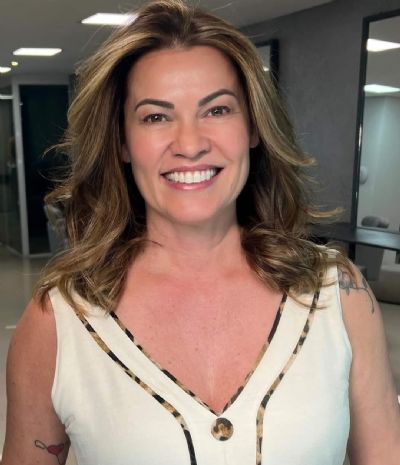 ​Fabiana de Moura Carvalho, minha amiga, m�dica, amada,  faz niver hoje!