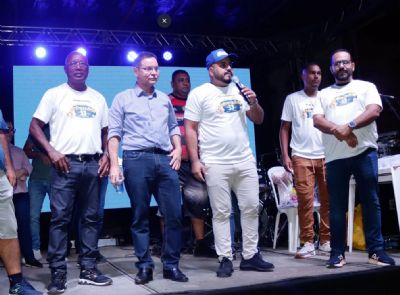 ​Vereador Jeferson Siqueira participa do evento em comemora��o ao anivers�rio do bairro 1� de Mar�o