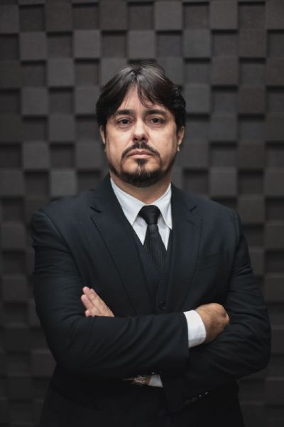 ​Roda de Entrevista recebe H�lio Ramos, especialista em direito eleitoral e debate a import�ncia da pol�tica