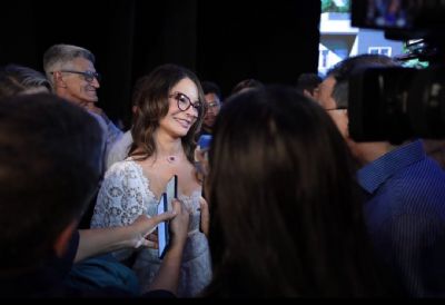 ​Primeira-dama de MT lidera evento hist�rico em Alta Floresta no lan�amento do Programa SER Fam�lia Habita��o