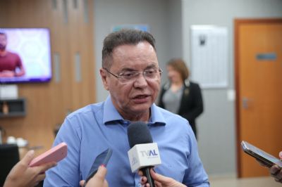 Botelho atua para garantir libera��o de cr�dito aos comerciantes do Shopping Popular