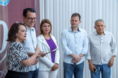 L�dio assina carta de compromisso com Conselho de Odontologia e defende melhoria na sa�de bucal em Cuiab�