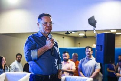 Botelho diz que pesquisa mostra reconhecimento, mas n�o se apega a n�meros e fala em aumentar ritmo de campanha
