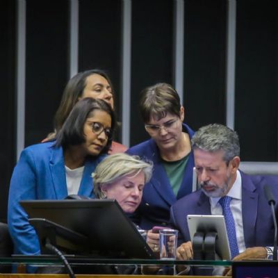 Gisela Simona espera que Pacote Antifeminic�dio entre em pauta esta semana na C�mara Federal