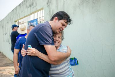 Thiago Silva amplia vantagem e lidera isolado em Rondon�polis com 41%
