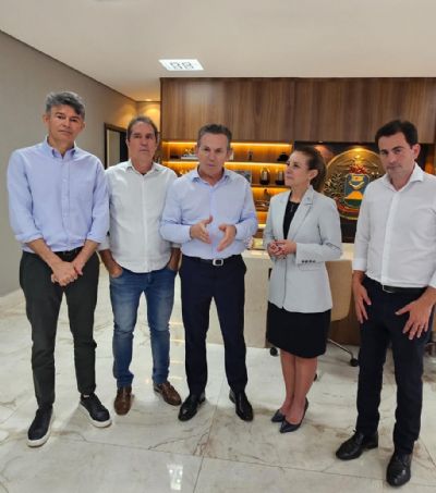 Fl�via e Zaeli se re�nem com governador e articulam parcerias para V�rzea Grande