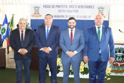 Ap�s confus�o em posse, presidente garante autonomia da C�mara e apoio ao Executivo