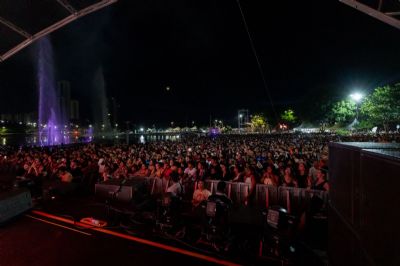 Mais de 60 mil pessoas celebram os 307 anos de Cuiab� em abertura hist�rica no Parque das �guas