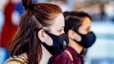 Como o uso de m�scaras para proteger contra o coronav�rus est� mudando nossa apar�ncia
