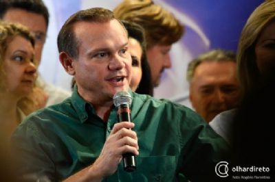 Wellington diz que Anvisa deve aprovar Sputnik, mas doses ir�o para a Uni�o