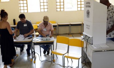 C�rmen L�cia convida eleitores a votarem no segundo turno