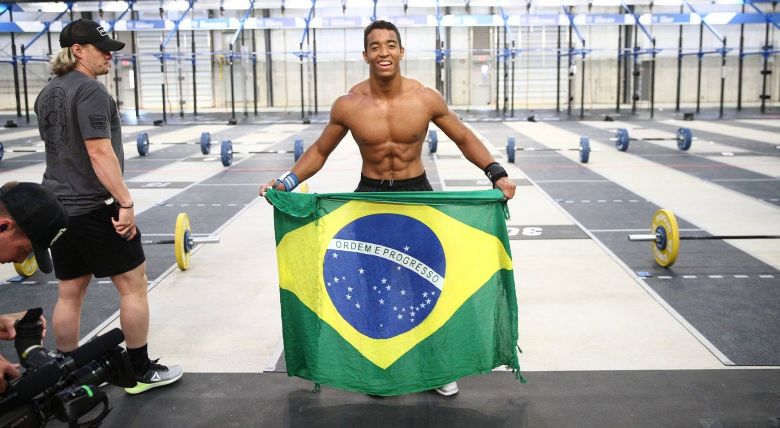 Guilherme Malheiros, de 17 anos, leva o Brasil ao p�dio do CrossFit Games