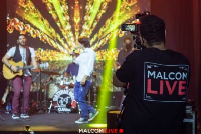 Formandos participam de live solid�ria para arrecadar EPIs e doar a hospitais