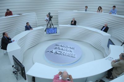 Roda Viva recebe Cristovam Buarque para falar da crise pol�tica