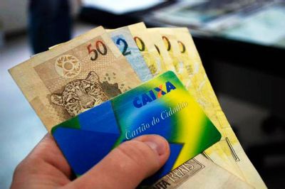 Quase 2 milh�es ainda n�o sacaram o abono salarial