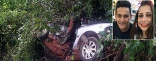 Cantora morre ap�s namorado dar aten��o pro cachorro e capotar carro