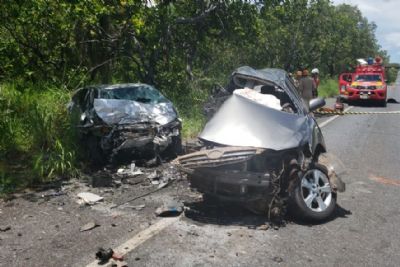 ​Acidente grave deixa 2 mortos na MT-060 pr�ximo a Livramento