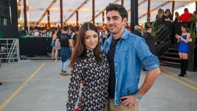 Marcelo Adnet � clicado com a nova namorada, a ga�cha Patr�cia Cardoso