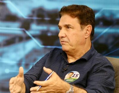 Kennedy diz que prefeitura 'vai dever a vida inteira' e atenua d�ficit