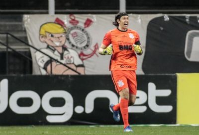 C�ssio se consolida como o maior goleiro do Corinthians no D�rbi