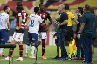 CBF solicita ao STJD investiga��o sobre den�ncia de racismo feita por Gerson, do Flamengo