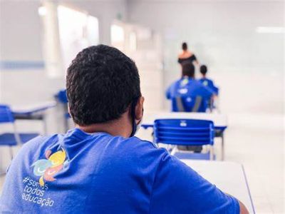 Aulas nas escolas da rede p�blica estadual come�am nesta segunda 100% presenciais