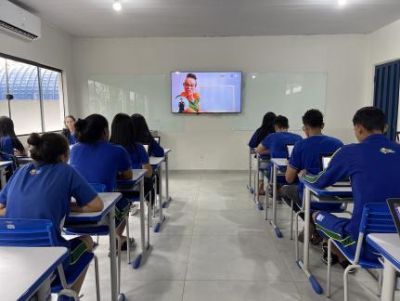 ​Alunos da rede estadual podem se inscrever para per�odo integral nesta segunda e ter�a