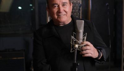 Show de Amado Batista encerra festividades de anivers�rio de Santo Ant�nio dde Leverger
