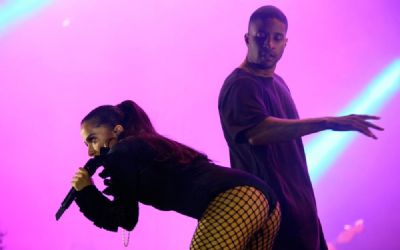 Anitta ignora frio de 15 graus na Bahia, sensualiza com look e fala sobre pol�mica de clipe: 'Uma tran�a � uma tran�a'