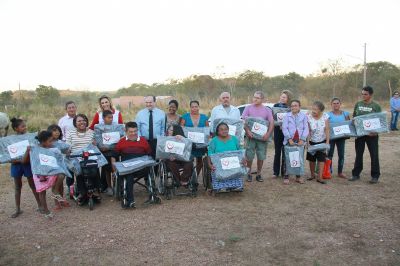 ​1� dama vai � comunidades entregar cobertores da campanha Aquece Cuiab�