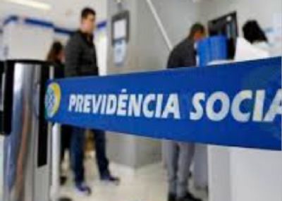 Aumento de 35% para 40% do desconto em folha e taxas menores beneficiam aposentados e pensionistas do INSS,