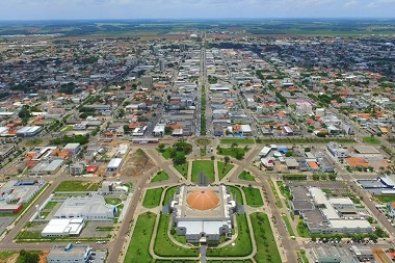 Cidade de MT decreta toque de recolher para conter Covid