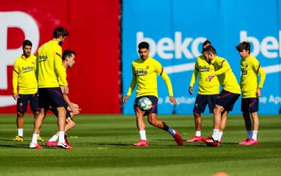 Barcelona retoma treinos coletivos no in�cio de segunda fase na Espanha