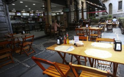 Ap�s quatro meses de queda, setor de servi�os cresce 5% em junho