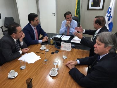 Prefeito avan�a na busca por investimentos junto ao Minist�rio da Sa�de