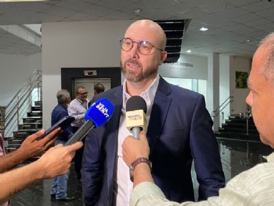 Beto diz que vai conversar com partido sobre libera��o para UB