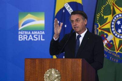 Presidente assina projeto que facilita venda de bens apreendidos do tr�fico